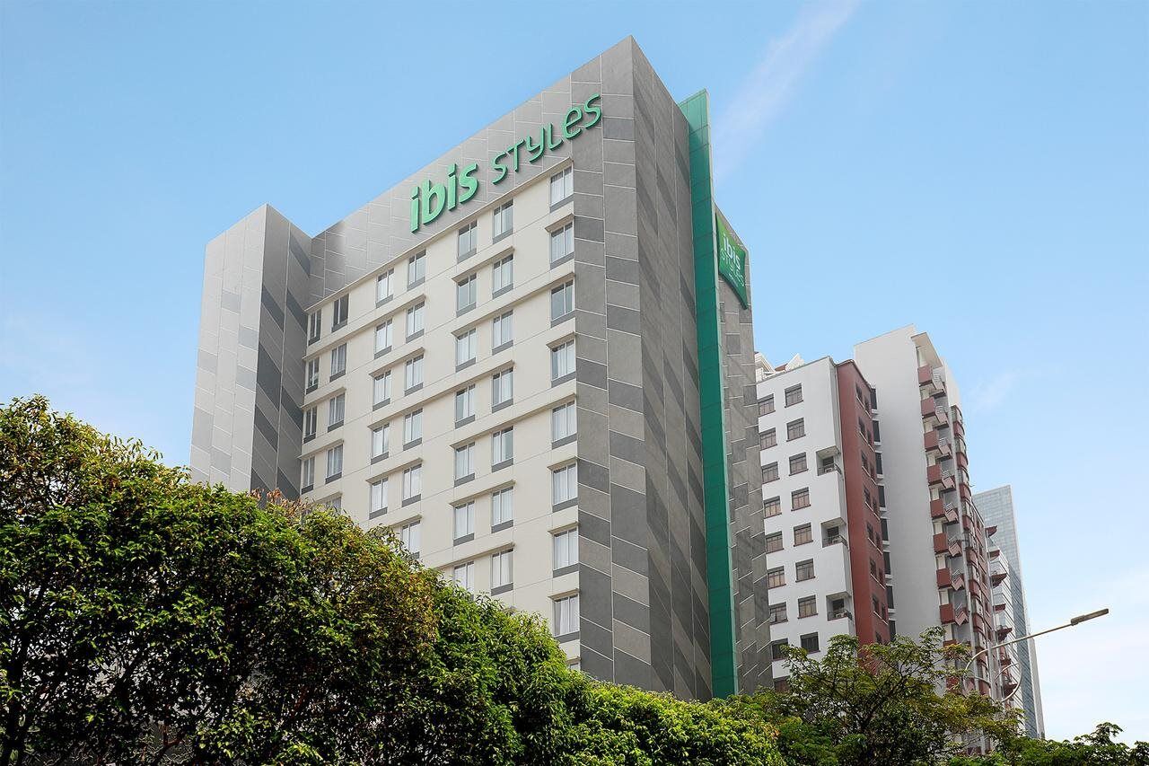 Ibis Styles Jakarta Simatupang Hotel Exterior photo